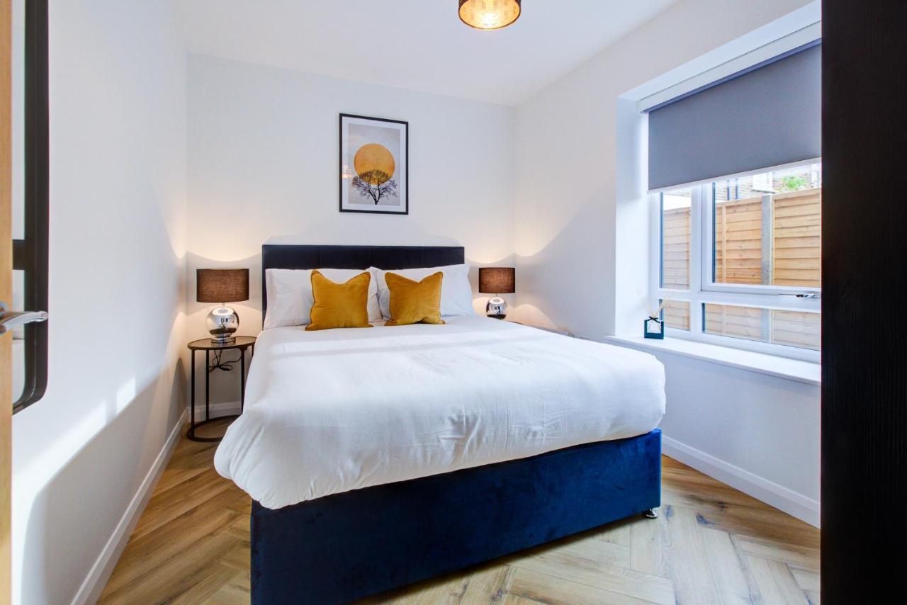 Hybrid Resi - London, Mitcham Close To Tooting And Wimbledon Мітчем Екстер'єр фото