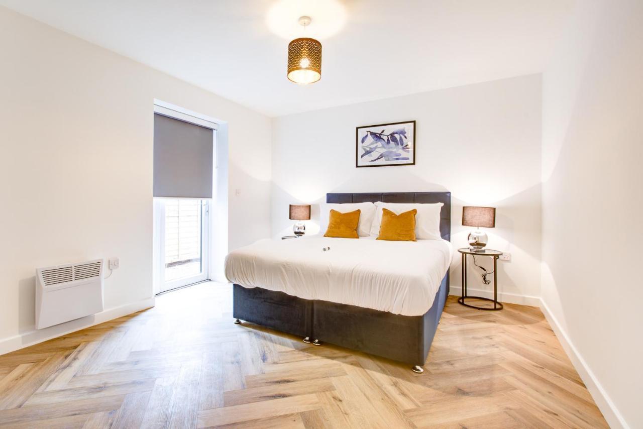 Hybrid Resi - London, Mitcham Close To Tooting And Wimbledon Мітчем Екстер'єр фото