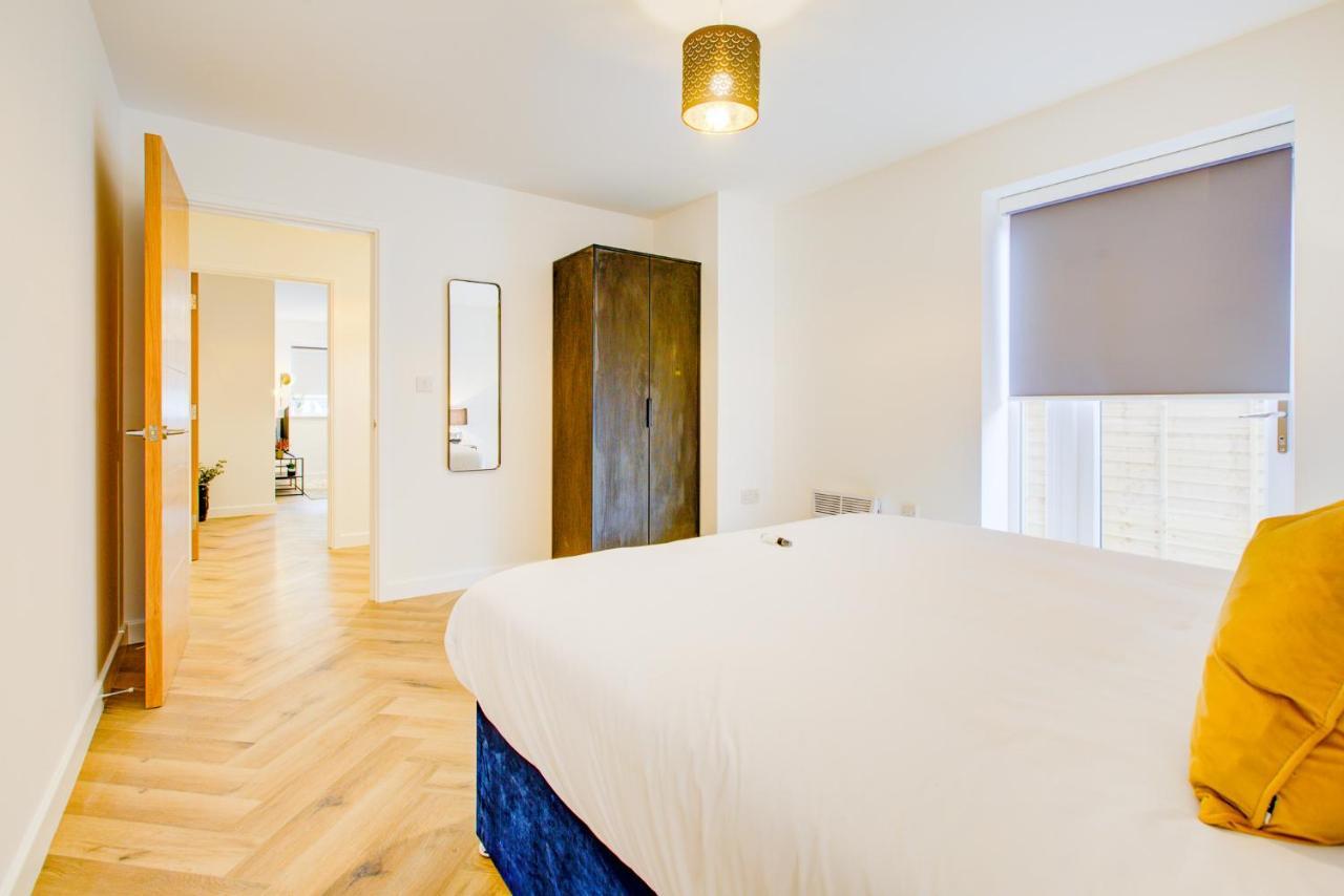 Hybrid Resi - London, Mitcham Close To Tooting And Wimbledon Мітчем Екстер'єр фото