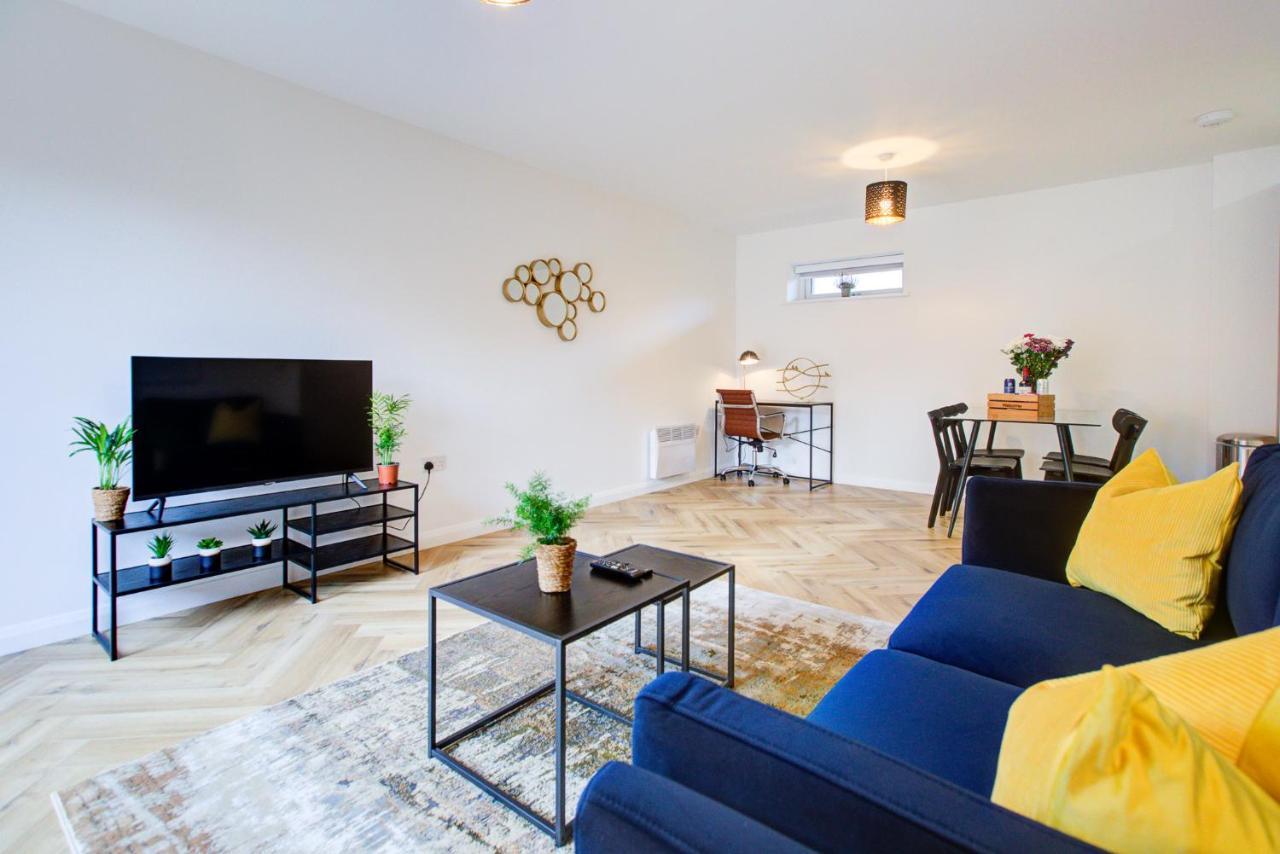 Hybrid Resi - London, Mitcham Close To Tooting And Wimbledon Мітчем Екстер'єр фото