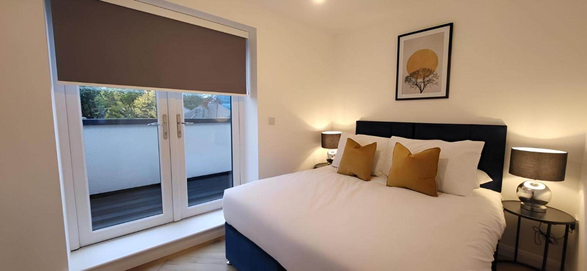 Hybrid Resi - London, Mitcham Close To Tooting And Wimbledon Мітчем Екстер'єр фото