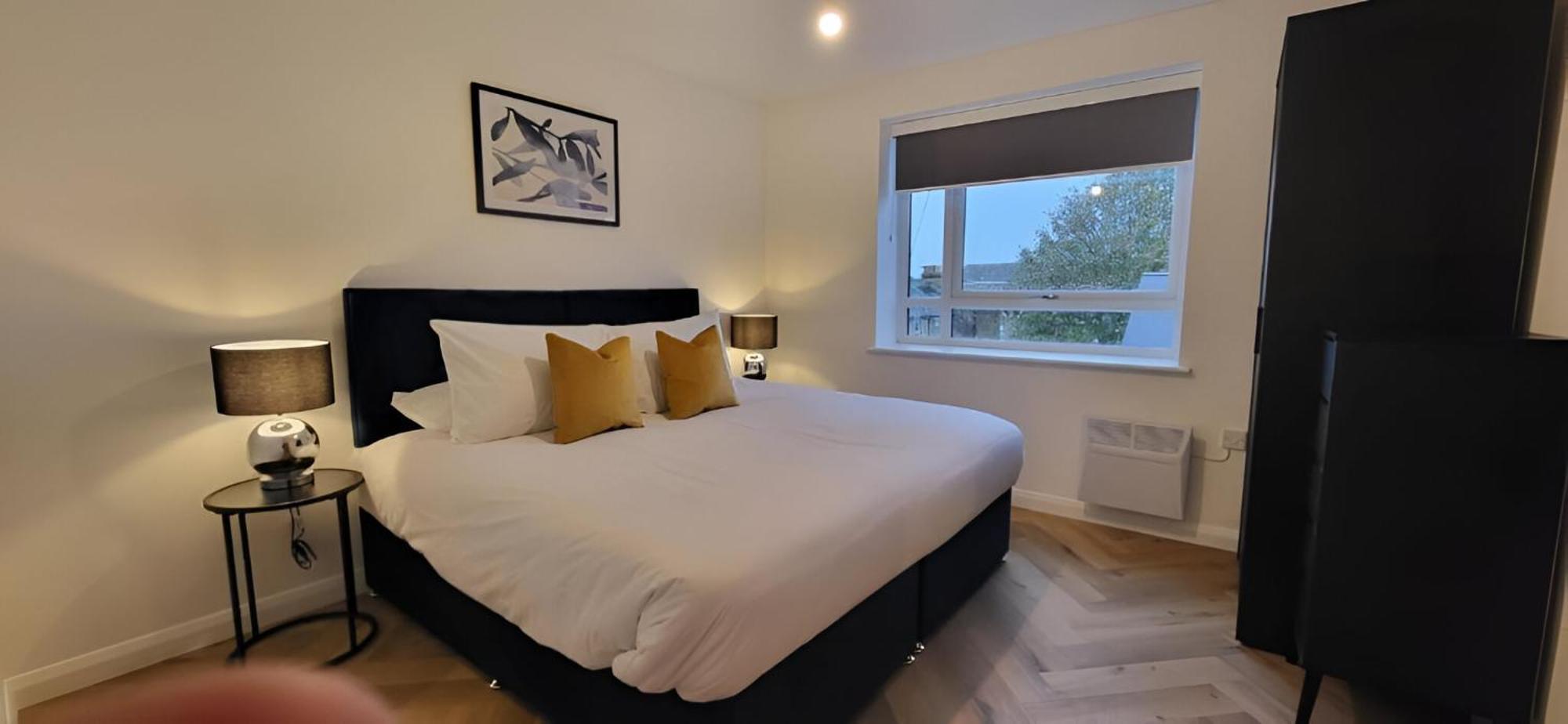 Hybrid Resi - London, Mitcham Close To Tooting And Wimbledon Мітчем Екстер'єр фото